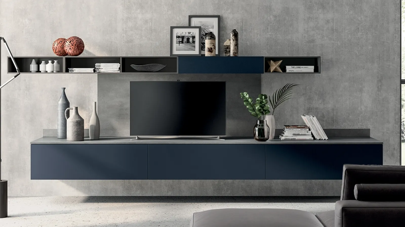 Parete Attrezzata sospesa Living Mood in laccato Blu Moon di Scavolini