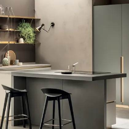 Cucina Moderna DeLinea in laccato Tortora e Verde Minerale di Scavolini